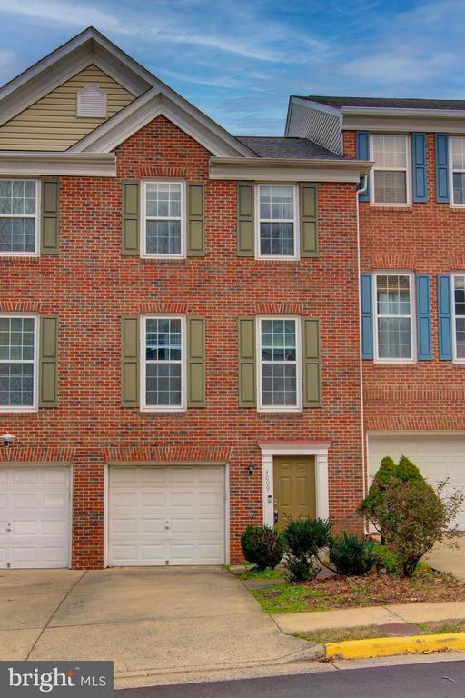 Building Photo - 4009 Timber Oak Trl