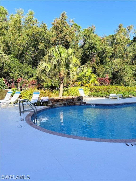 Building Photo - 9175 Celeste Dr