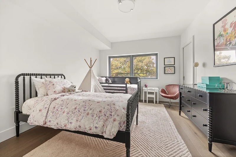 Building Photo - 71 Greene Ave