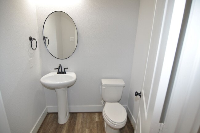 Building Photo - 829 Crystal Oak Ln