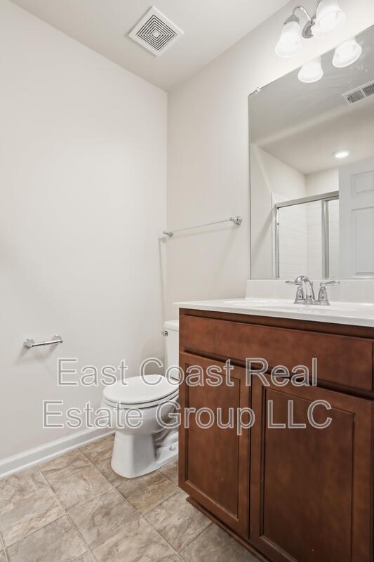 Building Photo - 5891 Bella Marie Wy