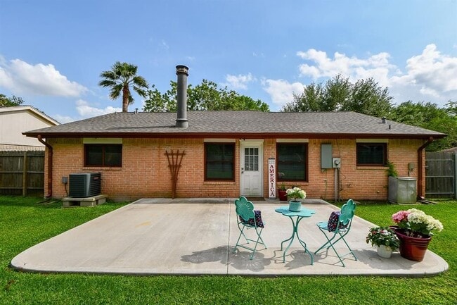 Building Photo - 2614 Cobble Ridge Dr