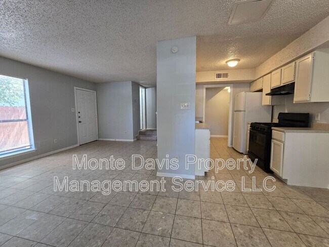 Building Photo - 1309 Southport Dr