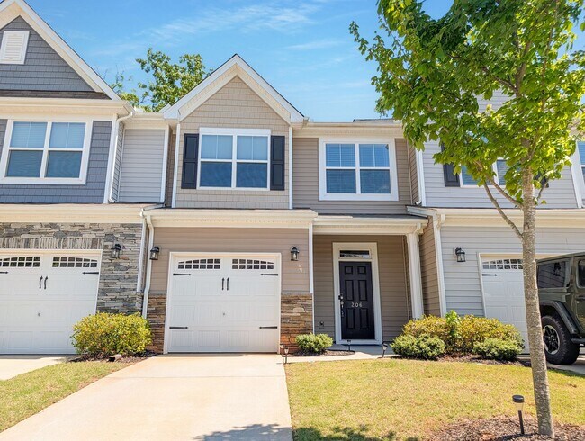 Building Photo - Spacious 3 Bed / 2.5 Bath Townhouse with Loft & 1-Car Garage