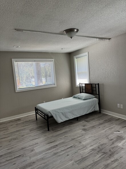 Building Photo - 10302 141st St Ct E