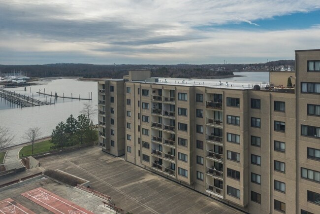 Building Photo - 73 Broad Reach