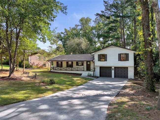 Primary Photo - 138 Regal Way NW