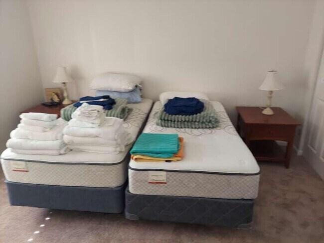 Building Photo - 2903 Victoria Cir