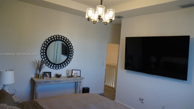 Building Photo - 549 NW 204th St