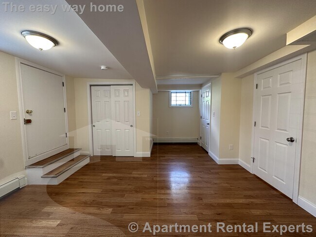 Building Photo - 381 Harvard St