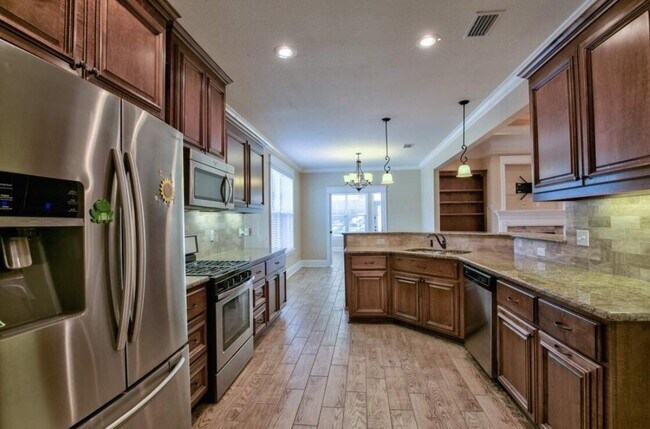 Building Photo - 5869 Halleck Ct