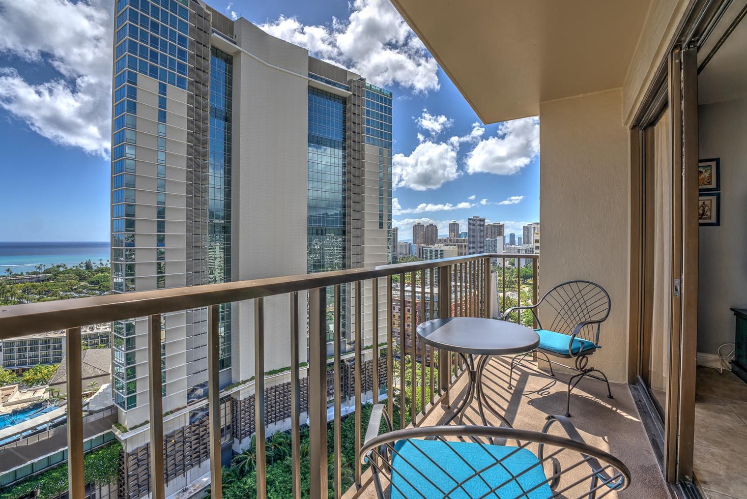 Building Photo - 2140 Kuhio Avenue-SI ID1327717P