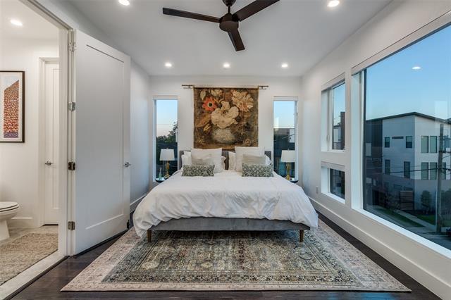 Building Photo - 4805 Manett St