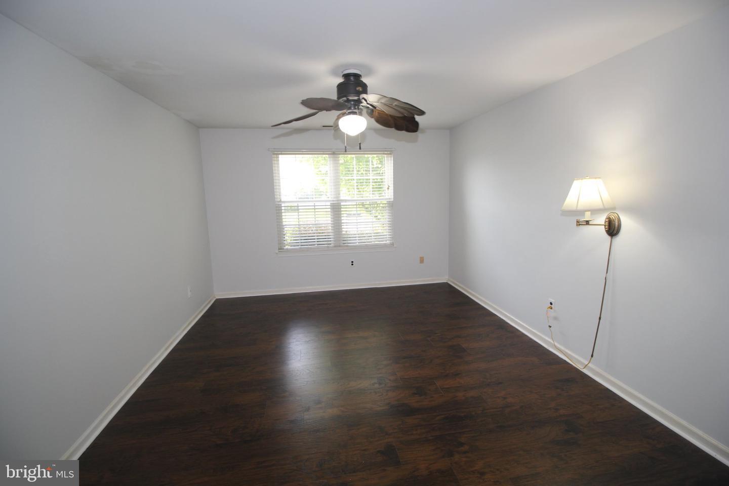 Building Photo - 681A Rose Hollow Dr