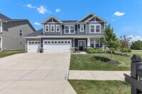 Building Photo - 15611 W Rail Dr