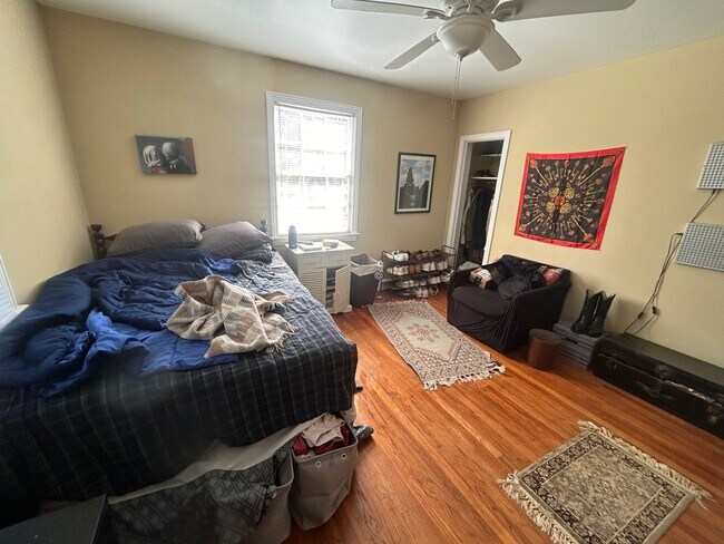 Building Photo - 4826 Kilbourne Rd