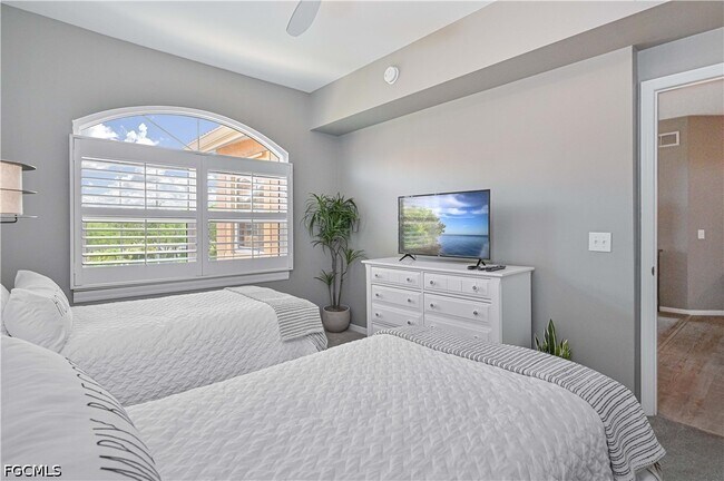 Building Photo - 15655 Ocean Walk Circle