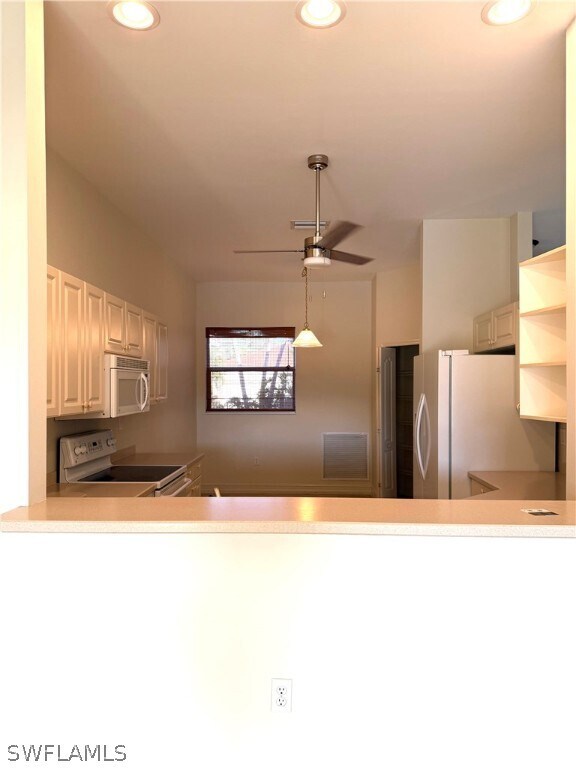 Building Photo - 7944 Haven Dr