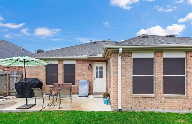 Building Photo - 22848 Lantern Hills Dr