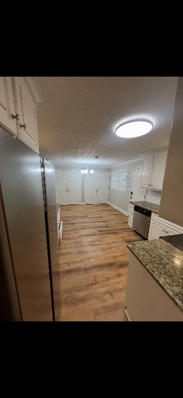 Building Photo - 5820 Windsor Dr