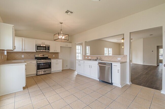 Building Photo - 13803 Laramie Hill