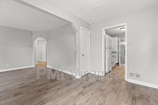 Building Photo - 3424 Argonne Ave