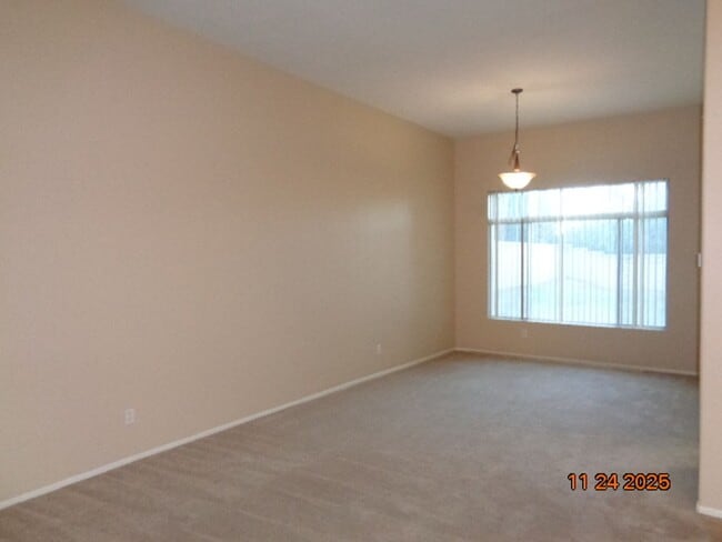 Building Photo - Gorgeous 2 Story Home Built in 1996 with 2476 sq. ft.