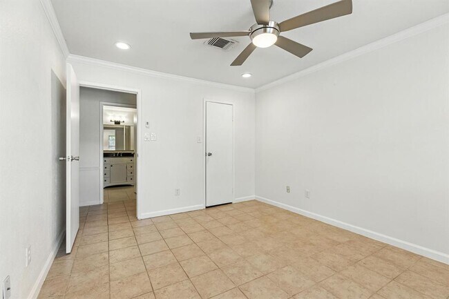 Building Photo - 8801 Hammerly Blvd