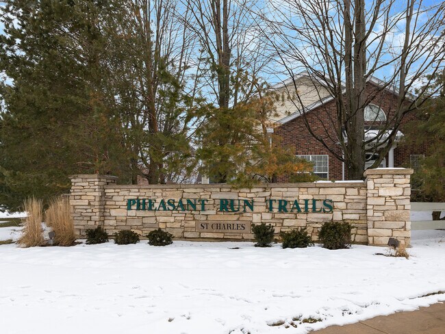 Building Photo - 647 Pheasant Trail