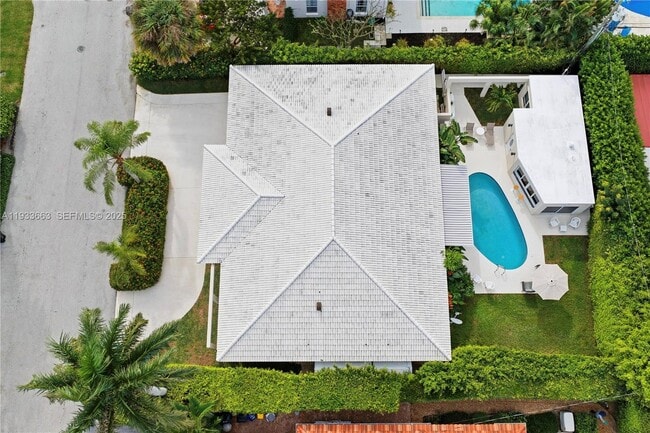 Building Photo - 2607 Holy Cross Ln