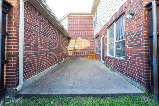 Building Photo - 2404 Heather Glen Dr
