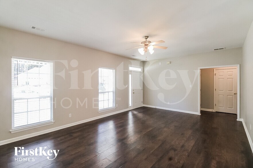 Building Photo - 155 Prescott Ct