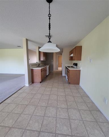 Building Photo - 2513 Barksdale Dr