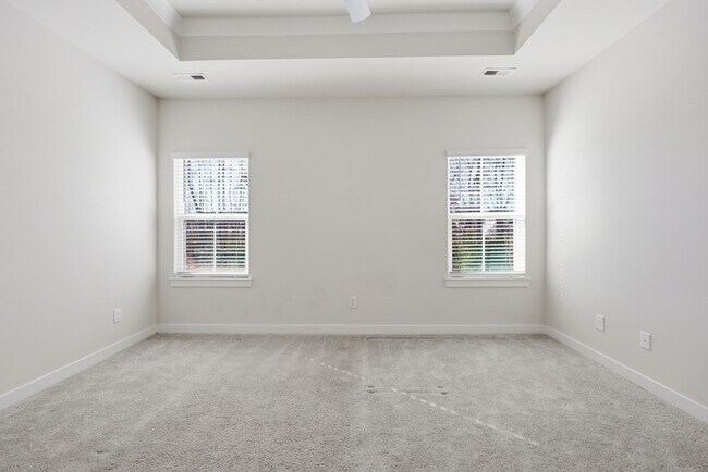 Building Photo - 6334 Cambridge Dr
