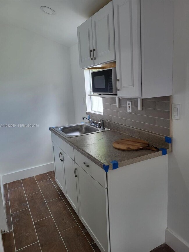 Building Photo - 11875 SW 186th St