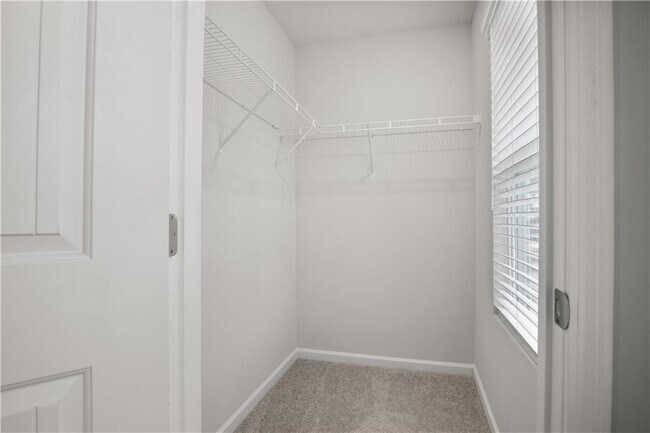 Building Photo - 239 Turner Ln