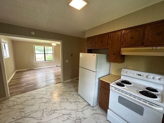 Building Photo - 829/831 Glendale Rd.