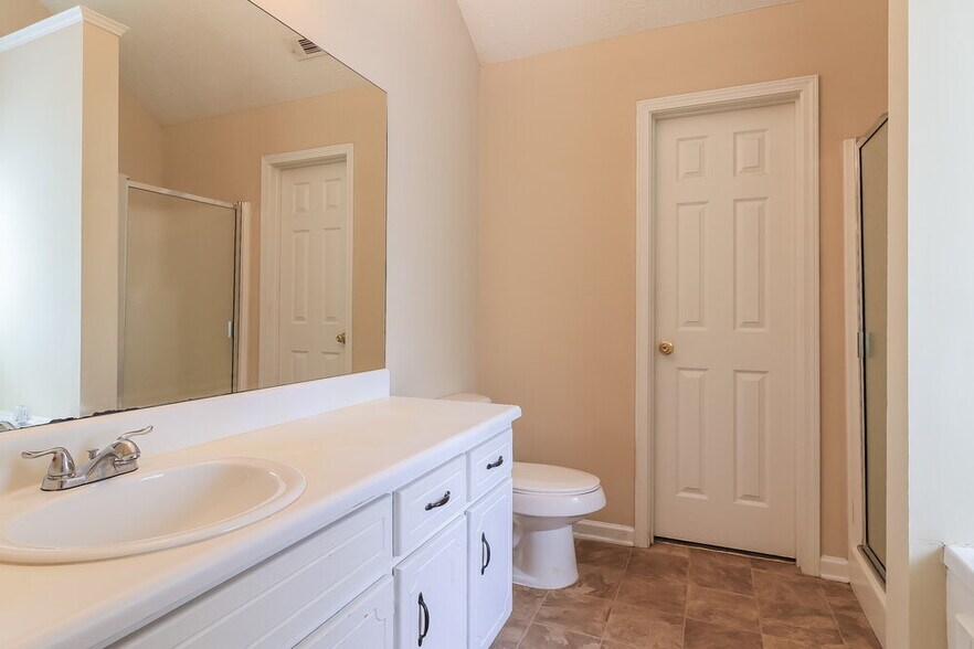 Building Photo - 47 Noah Dr