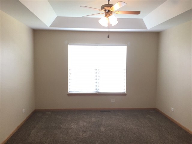 Building Photo - 2302 High Ridge Ln