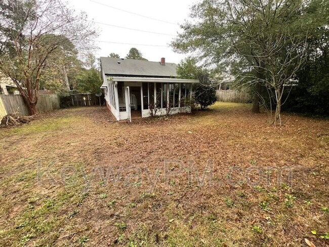 Building Photo - 3517 Trolley Line Rd