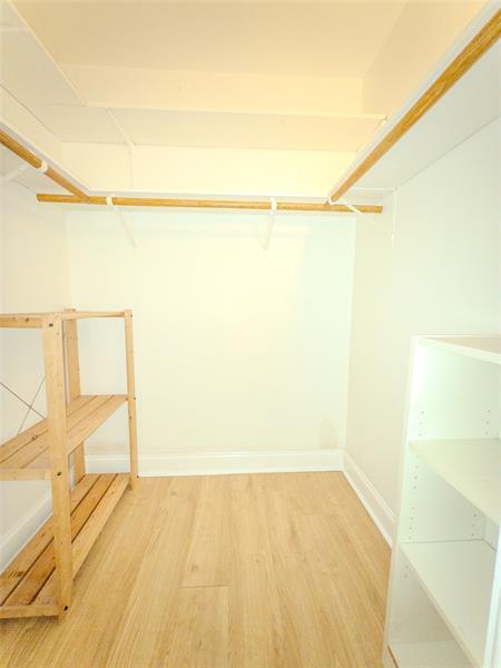 Building Photo - 560 SW 62nd Ave