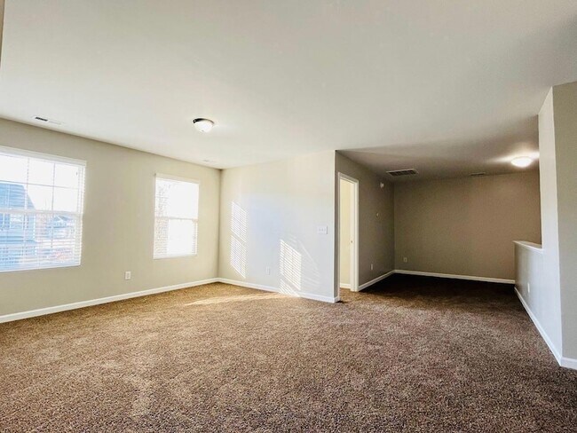 Building Photo - 4348 Karlbrook Ln