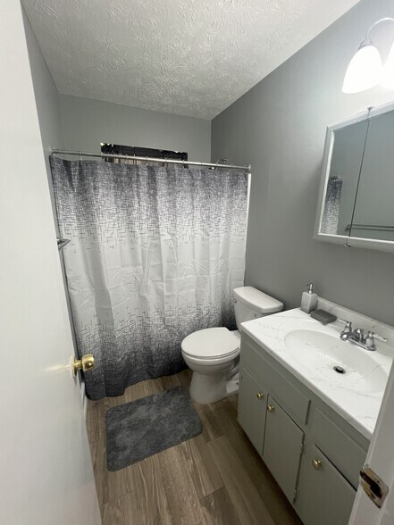 Building Photo - 393 Stone Mountain St