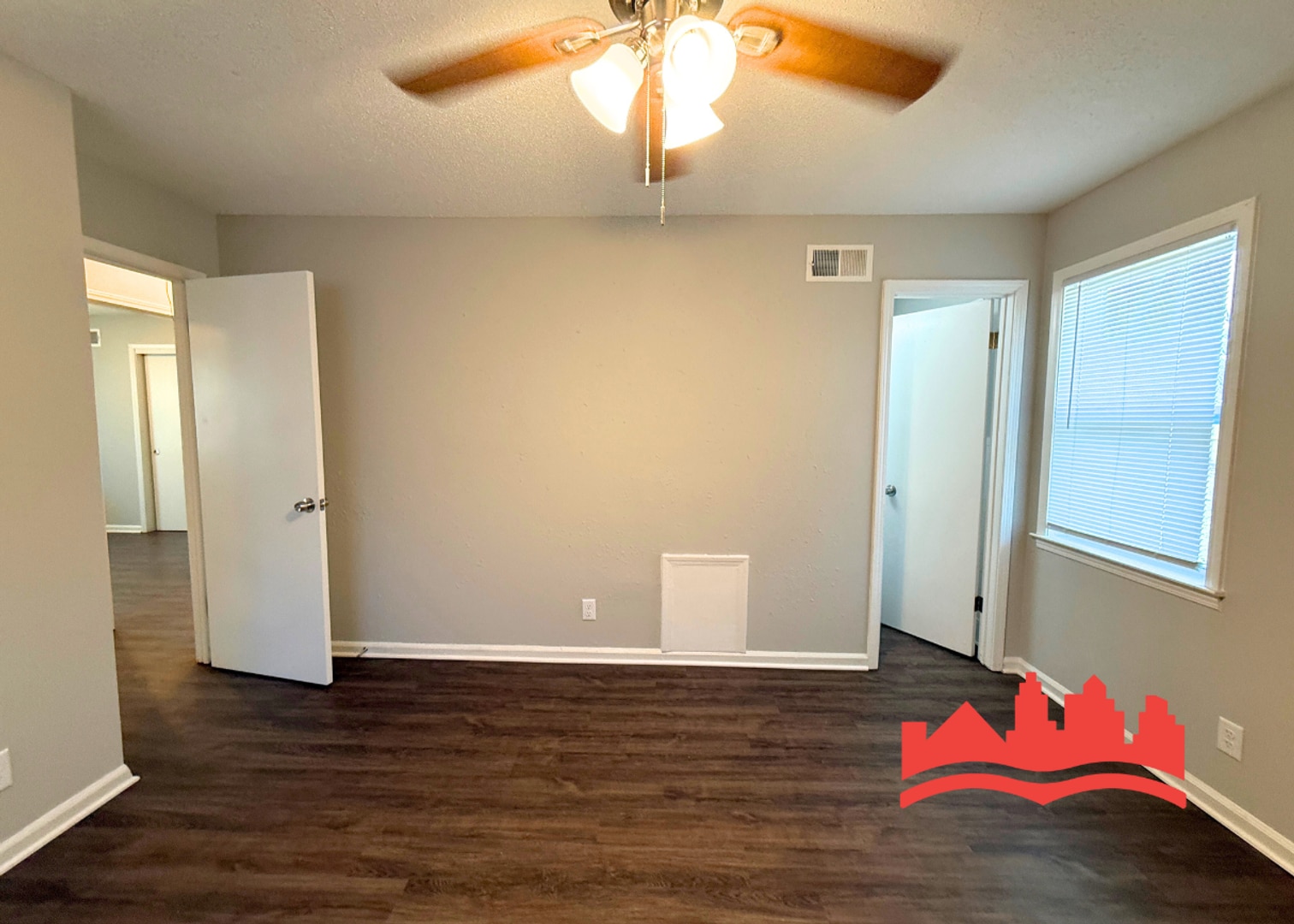 Building Photo - 4134 Parkchester Ave