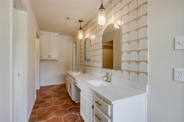 Building Photo - 4424 Foxfire Way