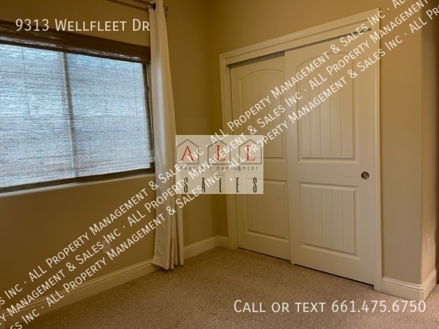 Building Photo - 9313 Wellfleet Dr