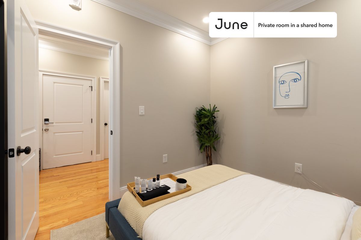 Building Photo - Room in Shared 3 bed/1 bath home in North End