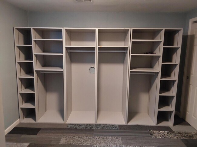 Building Photo - 2201 12th St