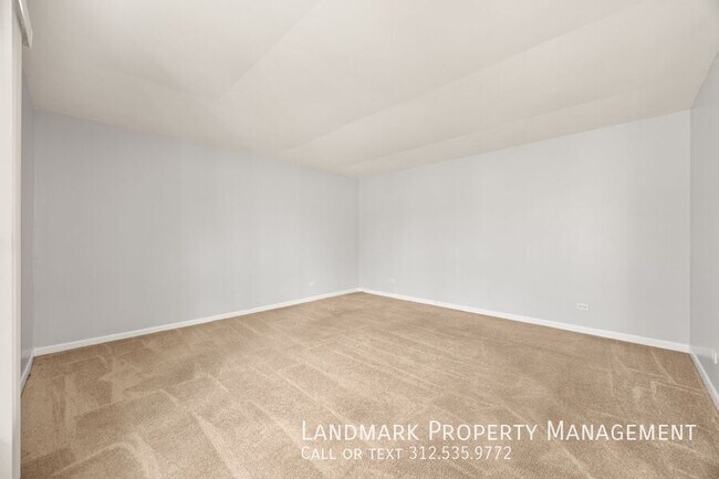 Building Photo - 654 Cambridge Ave