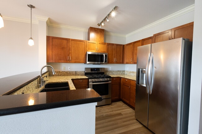 Building Photo - 900 Aurora Ave N